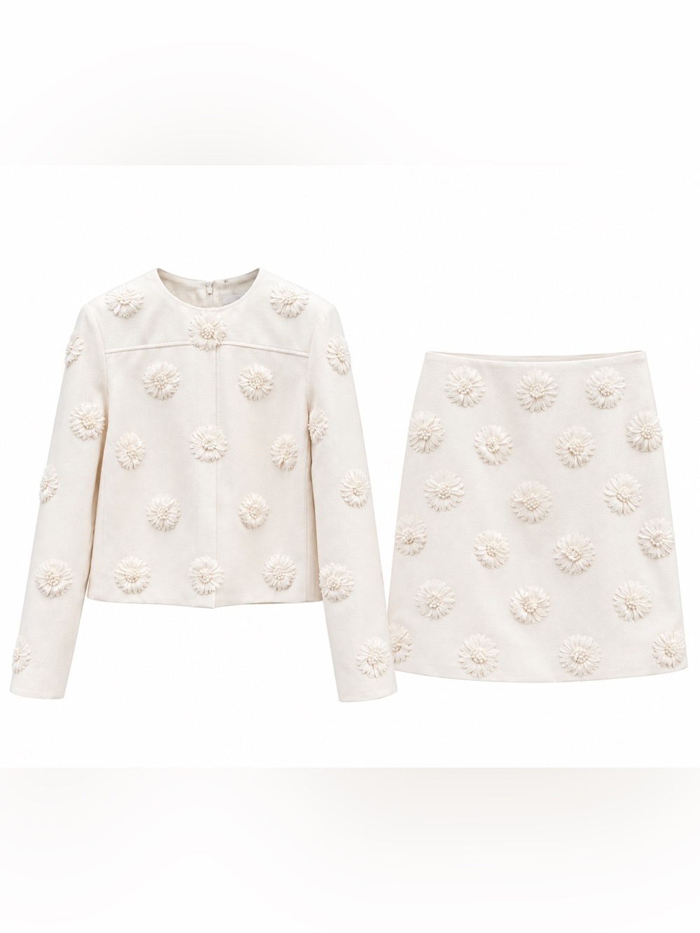 🚩steal Valentino Cream Floral-Appliqué Jacket & Skirt Set